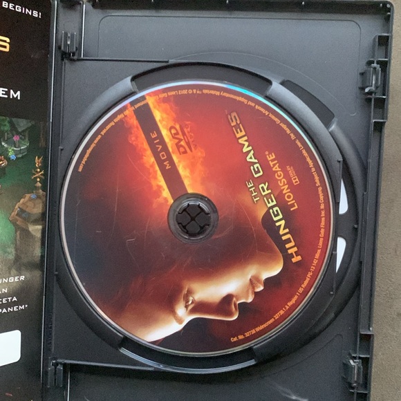 Hunger Games DVD - Picture 2 of 2